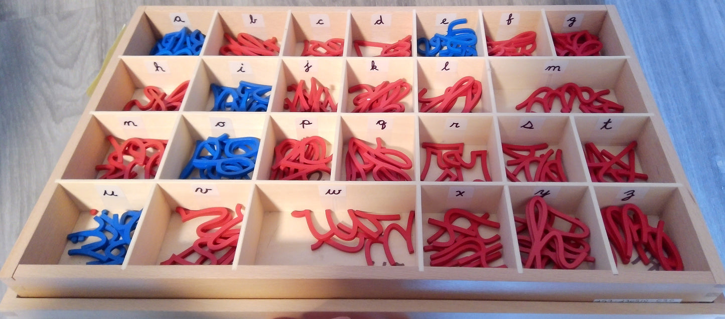 Montessori Outlet - Cursive Letters Set