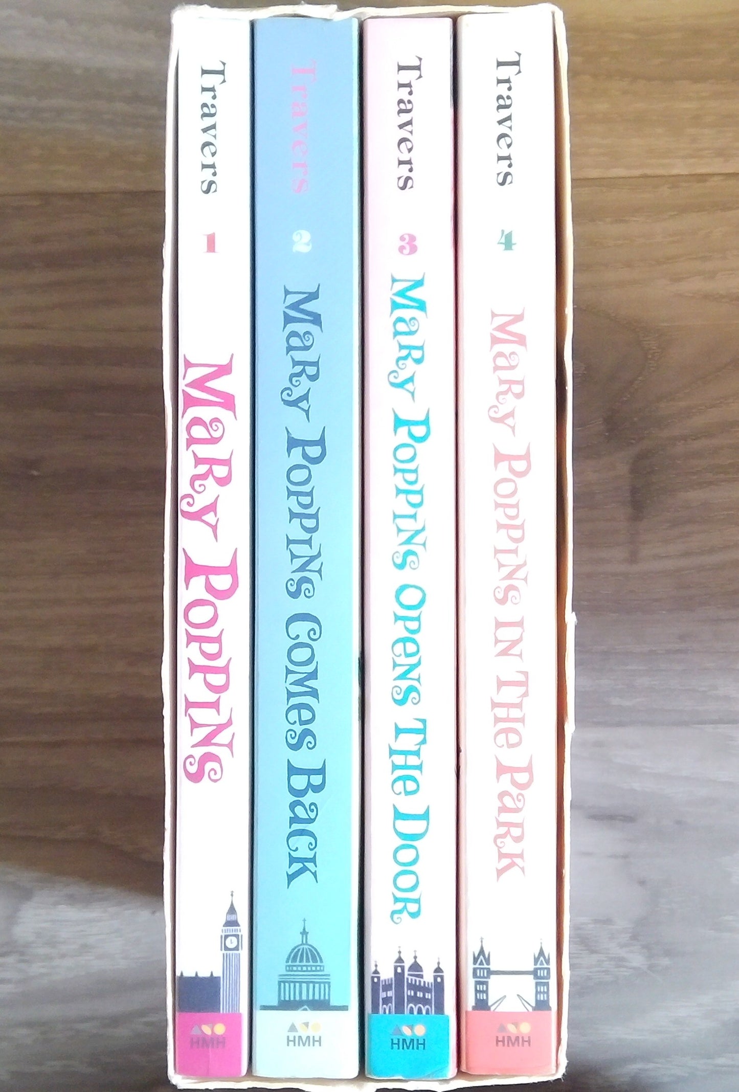 Mary Poppins Boxed Set